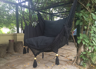 Hangstoel met fringe
